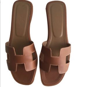 Hermès Oran 38 Brown Leather Slides